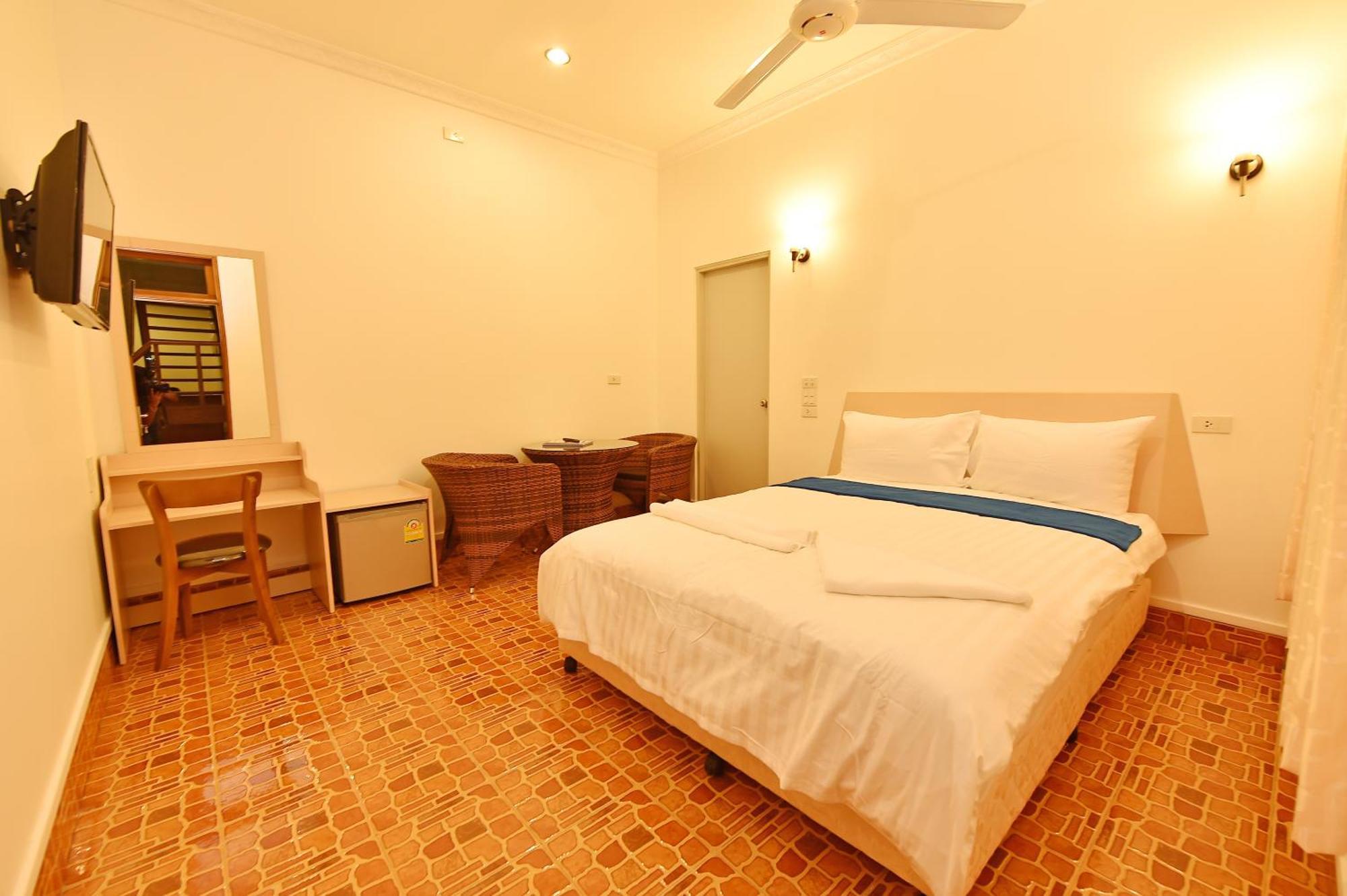 Rasdhoo Relax Inn Exterior photo