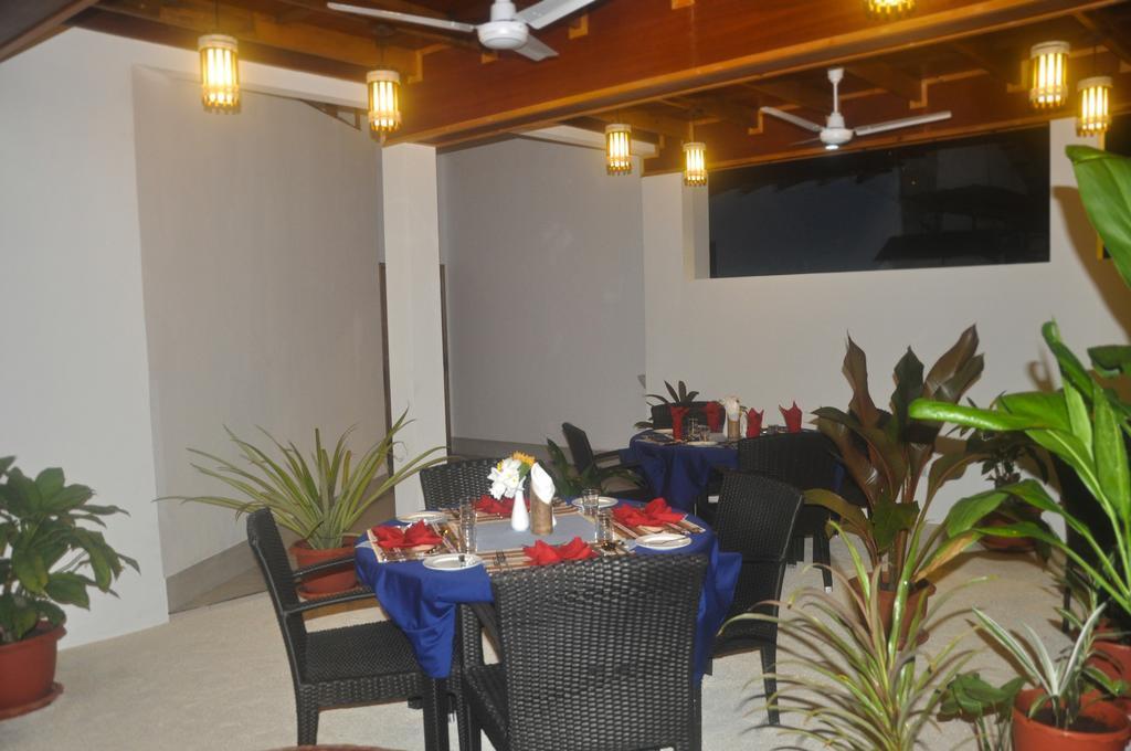 Rasdhoo Relax Inn Exterior photo